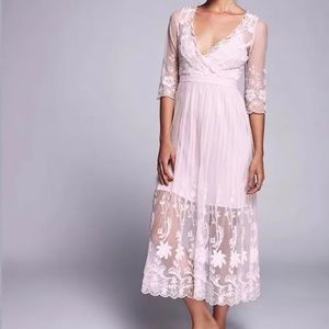 Free People friends forever sheer lace embroidered blush‎ maxi dress size XS